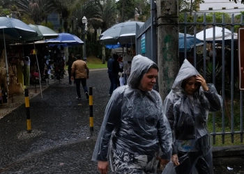 Rio de Janeiro terá dias de chuva forte e ventania até sábado com chegada de frente fria