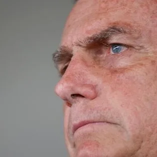 URGENTE: BOLSONARO É INDICIADO PELA PF EM INVESTIGAÇÃO SOBRE GOLPE E PLANO DE ASSASSINATOS