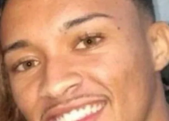 IMAGEM FORTE: Líder da milícia é morto em confronto com a PMERJ
