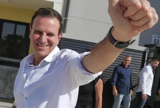 Eduardo Paes Negocia Show Histórico de Lady Gaga em Copacabana para 2025