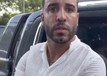 ( Fotos) Pastor Reage e Atropela Criminosos no Rio