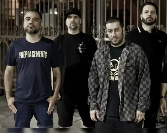 URGENTE: SEQUESTRO DA VAN DA BANDA CPM22  CHOCA FÃS E CANCELA SHOW NO RJ