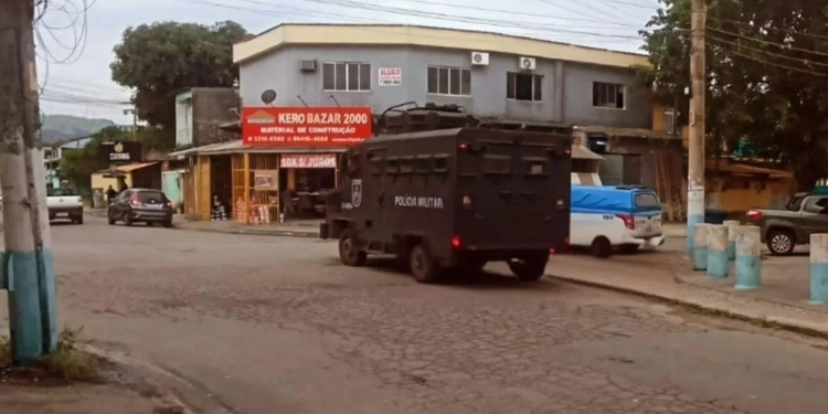 Toque de Recolher em Guaratiba: Moradores em Alerta Máximo