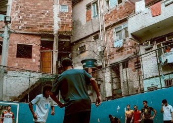 Brasil atinge menor nível de pobreza e extrema pobreza da série histórica do IBGE