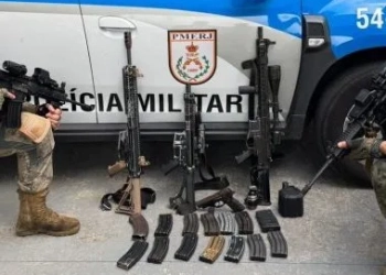 Operação da Polícia Deixa Rastro de Prisões e Apreensões em comunidade do Rio
