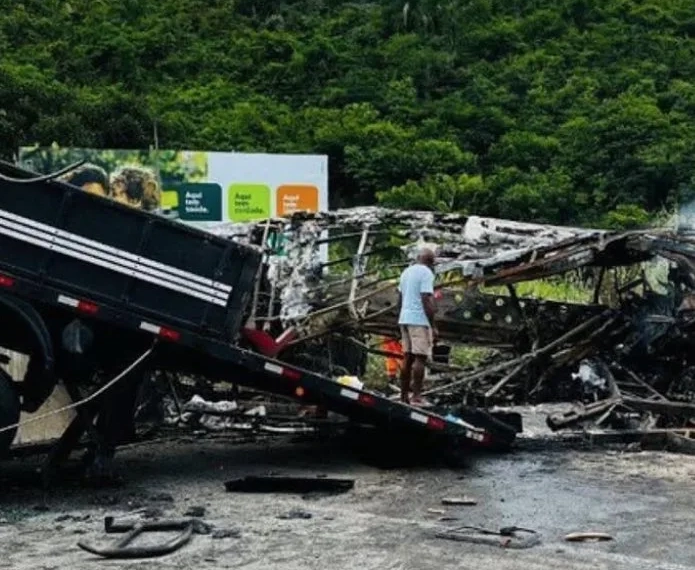 Número de Mortos em Acidente Chega a 37 em Teófilo Otoni, MG