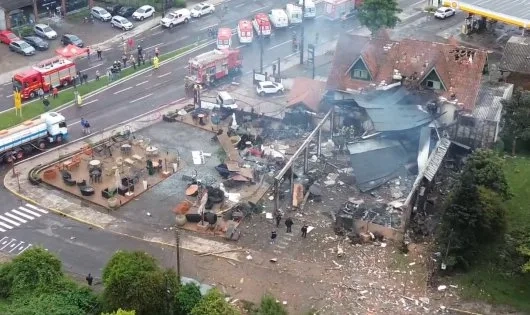 Avião de Pequeno Porte Cai e Deixa 10 Mortos, Incluindo Empresário e Familiares