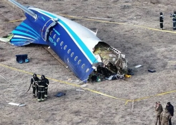 Sistema de Defesa Russo Causa Queda de Avião da Embraer no Cazaquistão: Tragédia Deixa 38 Mortos