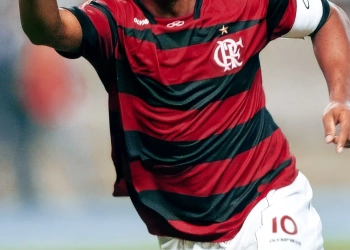 Lateral do Flamengo não garante permanência em 2025