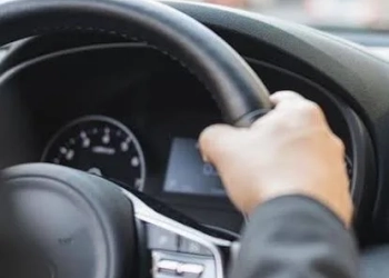 Tragédia no Recreio: Carro de Motorista de Aplicativo é Baleado e Passageira Morre Após Entrar em Comunidade