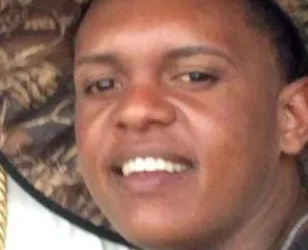 ( VÍDEO) EXECUÇÃO BRUTAL NA PRAIA DO SACO: HOMEM É ASSASSINADO COM 5 TIROS NO ROSTO EM MANGARATIBA
