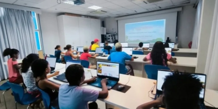 Naves do Conhecimento Abrem Inscrições para Mais de 4.500 Vagas em Cursos Gratuitos de Tecnologia e Empreendedorismo