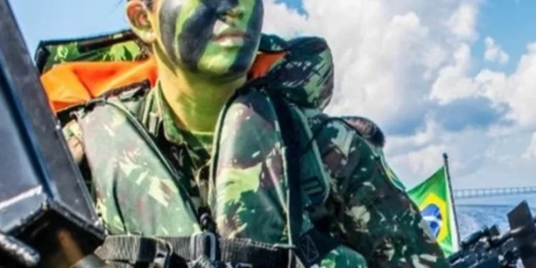 Mulheres no Serviço Militar: Alistamento Feminino Começa em 2025