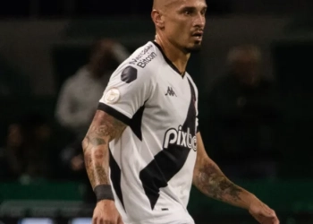 Coritiba fecha com Maicon, ex zagueiro do Vasco,