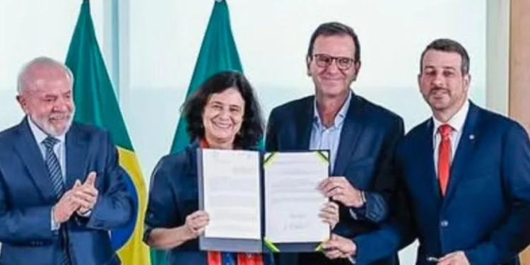 Municipalização dos Hospitais Federais: Acordo Histórico entre Eduardo Paes e Lula Garante Novo Futuro para a Saúde no Rio