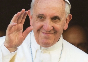 A Nova Diretriz do Papa Francisco para Padres Gays