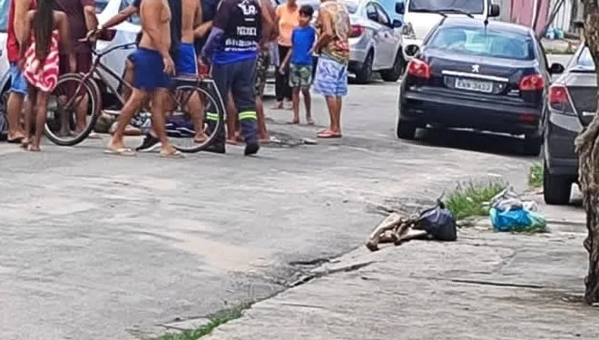 ( FOTOS) TENTATIVA DE ROUBO TERMINA COM LADRÃO MORTO E POLICIAL FERIDO NA ZONA OESTE DO RIO