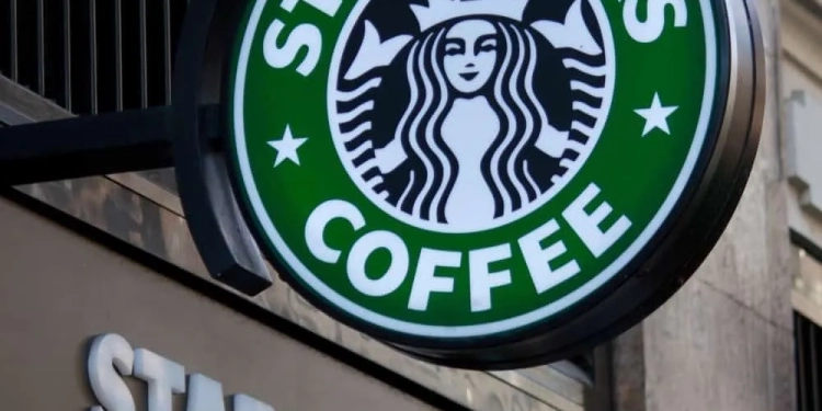 Compre ou Vá Embora”: Starbucks Muda Política e Expulsará Clientes Que Não Consumirem