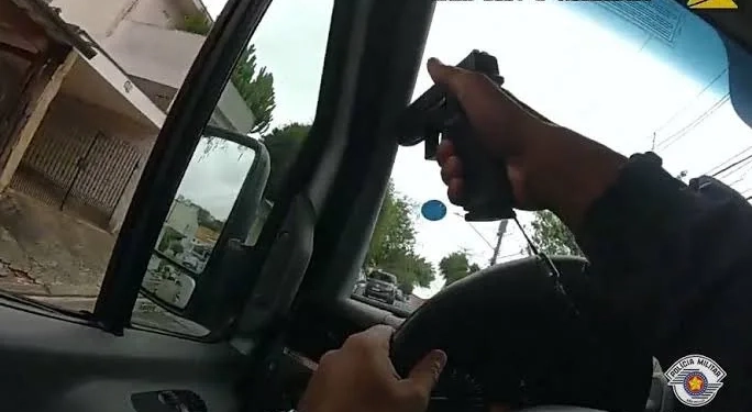 Ministério da justiça Proíbe Disparo de Policiais Contra Fugitivos Desarmados ou Veículos que Furem Bloqueio