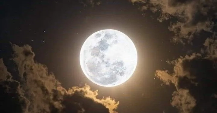 A Lua Entra na Lista de Locais Ameaçados pela Ação Humana