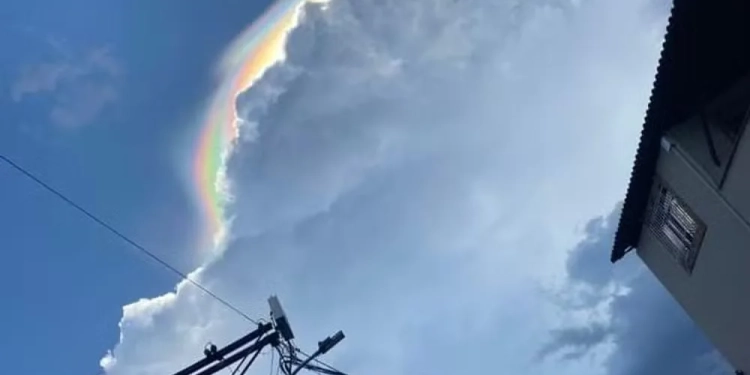 Mistério no Céu: O Fenômeno que Intrigou os Cariocas