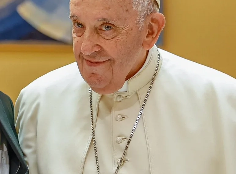 Papa Francisco condena ‘mentalidade machista’ e pede respeito à missão das freiras