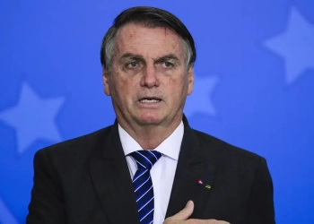 Bolsonaro diz estar preparado para operação da PF: Ouvir a campainha às 6h da manhã