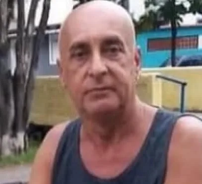 Tragédia na ZonaOeste: Idoso de 67 Anos É Encontrado Morto a Facadas Dentro de Casa