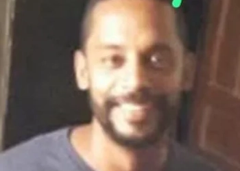 ( Vídeo) Jovem é executado em Praça Movimentada no Rio