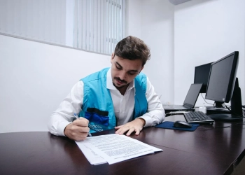 Procon Carioca notifica concessionárias por problemas no abastecimento de água no Rio