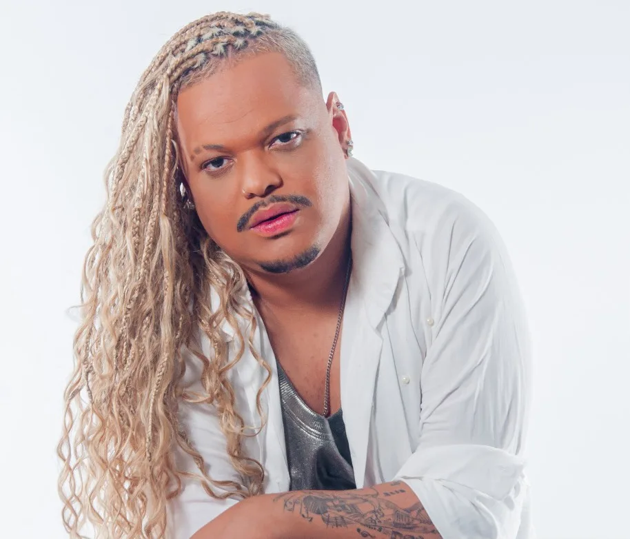 West Shopping apresenta show do cantor Dgê neste sábado