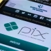 Transferências via PIX acima de R$ 5 mil agora serão informadas à Receita Federal