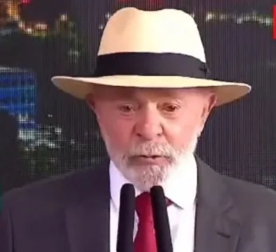 Lula compara paixão pela democracia à de um amante e gera repercussão