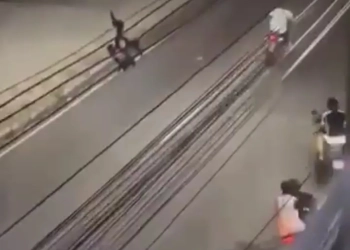 ( Video) Arrastão no Rio Deixa Motoristas em Pânico!!