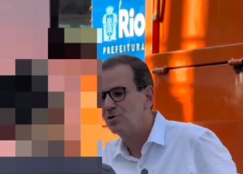 Prefeito Eduardo Paes surpreende proprietário de empresa que descartou lixo irregularmente