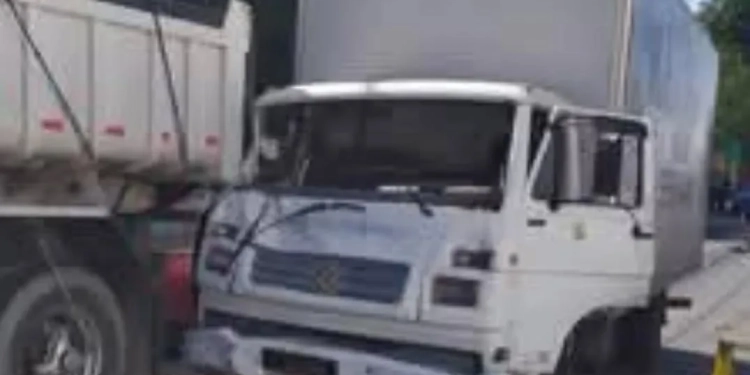( FOTOS) ACIDENTE GRAVE EM CAMPO GRANDE!! TRANSITO PARADO!!!