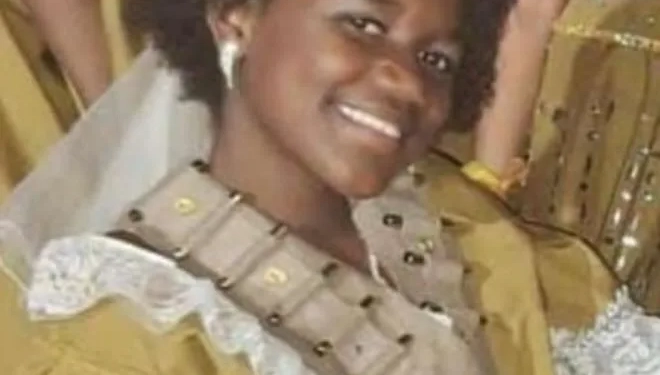 Menina de 12 anos é Morta por Bala Perdida ao Comprar Refrigerante com a Mãe no Rio