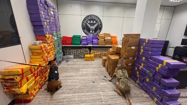 Megaoperação da PRF e PF Intercepta Mais de Duas Toneladas de Maconha Rumo ao Complexo do Alemão