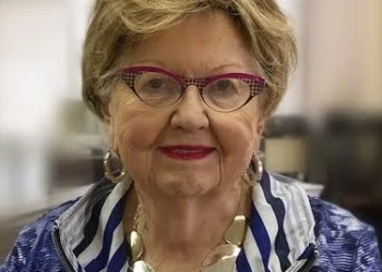 Vovozinha de 92 anos é a mais rica dos Estados Unidos!! Ela dá a dica…