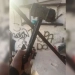 Polícia Apreende Réplica do Martelo de Thor em Ponto de Drogas do Comando Vermelho