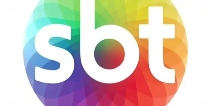 Apresentador  se Revolta e Deixa o SBT Após Recusa em Transmitir Tragédia Aérea Imediatamente