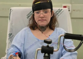 Jovem que enfrenta a pior dor do mundo, tem piora no quadro de saúde e desabafa: “Estou esgotada mentalmente”