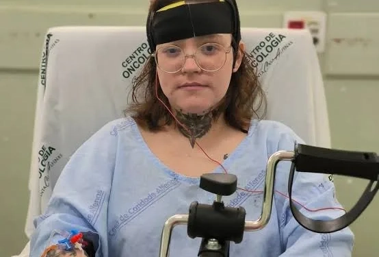 Jovem que enfrenta a pior dor do mundo, tem piora no quadro de saúde e desabafa: “Estou esgotada mentalmente”