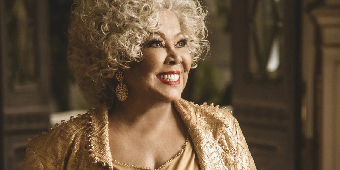 Alcione passa mal durante show e precisa interromper apresentação