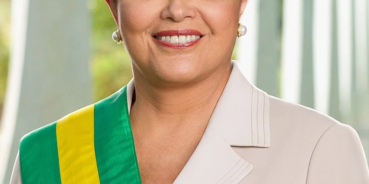 Dilma Rousseff é internada na China após mal-estar