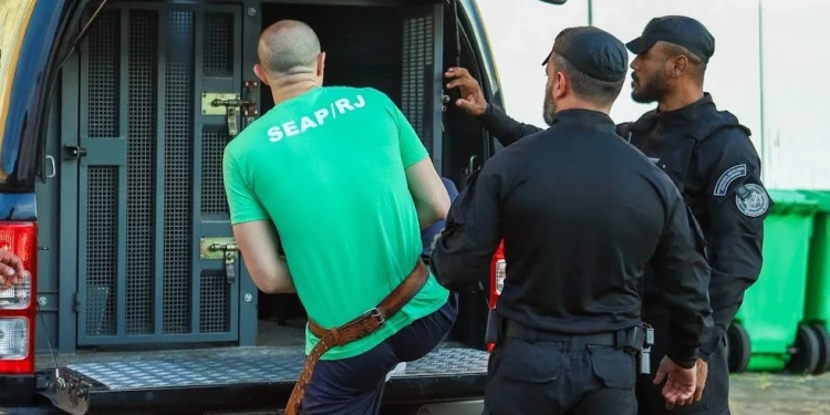 Traficante carioca é transferido para a Penitenciária Federal de Catanduvas