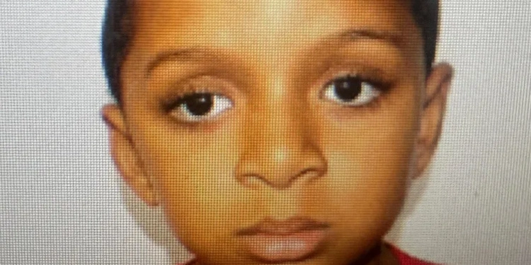 Mãe Adotiva é Presa por Morte de Criança de 7 Anos no Rio