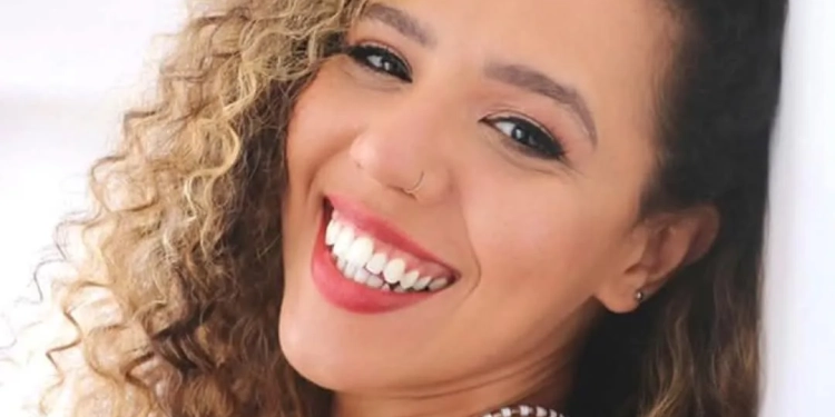 West Musical apresenta, neste sábado, show gratuito da cantora Nay Duarte no West Shopping