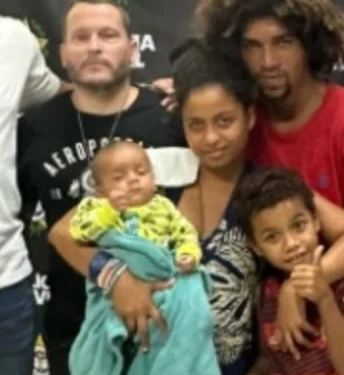 Bebê de 5 meses é resgatado após ser roubado dos pais enquanto dormiam no RJ