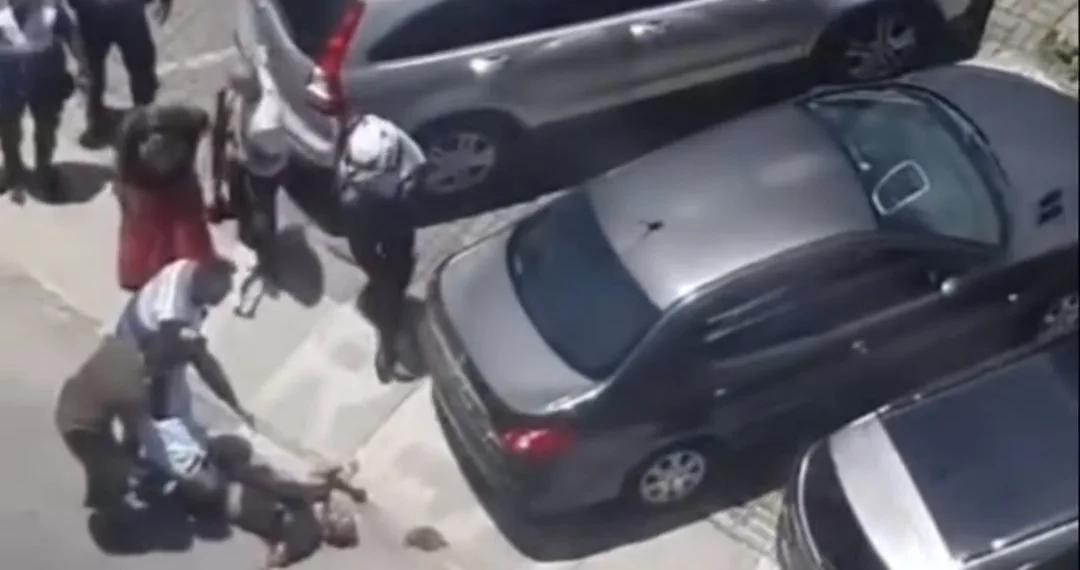 Policial Civil Descontrolado atira em Colega de Corporação em delegacia do Rio